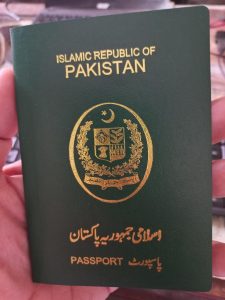 Cracks Down on Passport Fraud at Karachi Airport: Two Female Passengers Transferred for Investigation