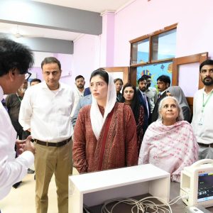 First Lady Aseefa Bhutto Zardari Visits Mother and Childcare Hospitals in Karachi