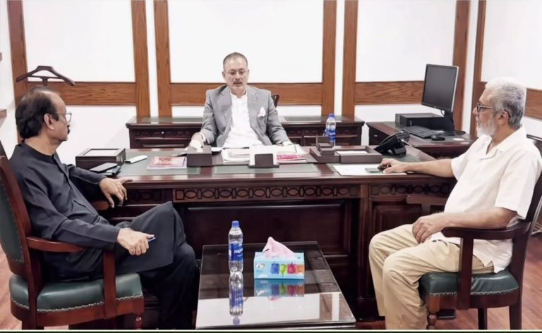 Sharjeel Inam Memon Chairs Meeting to Improve Media Facilities, Information Access