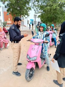 Five-Day Scooty Training Course for Women Journalists Concludes Successfully
